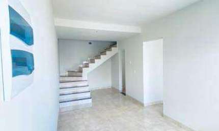 Casa à venda, 2 quartos, 2 suítes, 2 vagas, NOVO MUNDO - UBERLANDIA/MG