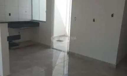 Casa à venda, 2 quartos, 1 suíte, 2 vagas, LARANJEIRAS - UBERLANDIA/MG