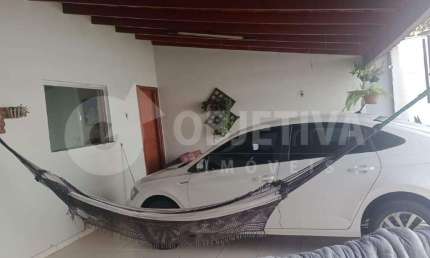 Excelente casa no Bairro Cidade Jardim em Uberlândia