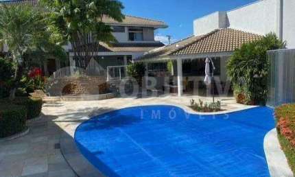 Magnifica casa estilo mansão no Bairro Morada da Colina em Uberlândia
