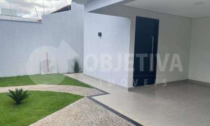 Casa Nova a venda no Bairro Minas Gerais em Uberlândia: Charme, Elegância e Conforto em Cada Detalhe!