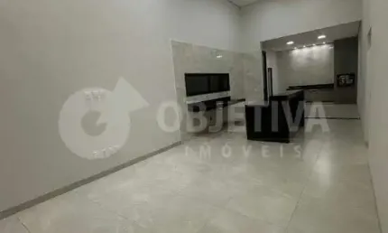 Casa à venda, 3 quartos, 1 suíte, 4 vagas, JARDIM EUROPA - UBERLANDIA/MG