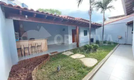 Excelente casa no bairro chácaras tubalina em uberlândia