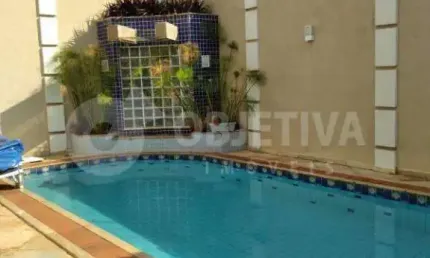 Belíssima casa a venda no Bairro Tibery em Uberlândia
