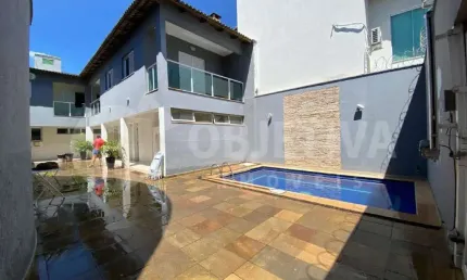 Salão de festas amplo e versátil a venda no bairro Pampulha em Uberlândia