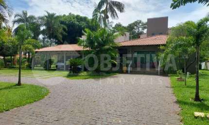 Casa em condomínio fechado com 4 quartos à venda no Morada do Sol, Uberlândia 