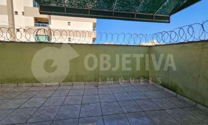 Apartamento para aluguel, 3 quartos, 1 suíte, SANTA MONICA - UBERLANDIA/MG