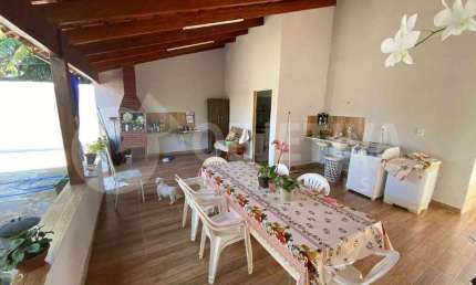 Casa à venda, 3 quartos, 5 vagas, LARANJEIRAS - UBERLANDIA/MG