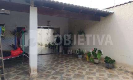 Casa à venda, 2 quartos, 1 suíte, 2 vagas, JARDIM IPANEMA - UBERLANDIA/MG