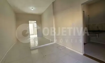 Loja para aluguel, 1 vaga, SANTA MONICA - UBERLANDIA/MG