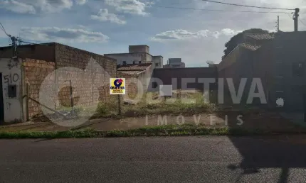 Terreno à venda no Santa Mônica, Uberlândia 