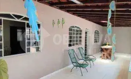 Casa à venda, 3 quartos, 1 suíte, 3 vagas, SANTA ROSA - UBERLANDIA/MG