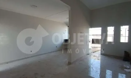 Casa à venda, 3 quartos, 1 suíte, 2 vagas, JARDIM HOLANDA - UBERLANDIA/MG