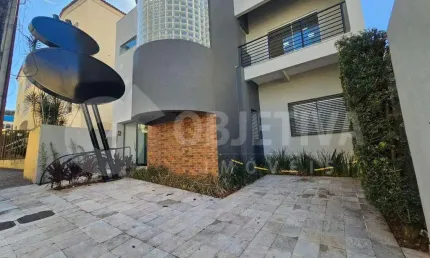 Excelente casa comercial disponível para venda com preço de oportunidade na melhor localização do bairro Tabajaras