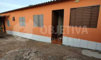 Casa à venda, 5 quartos, 3 vagas, dona zulmira - uberlandia/mg
