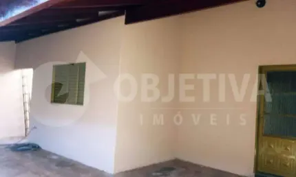 Casa à venda, 3 quartos, 2 vagas, JARDIM DAS PALMEIRAS - UBERLANDIA/MG