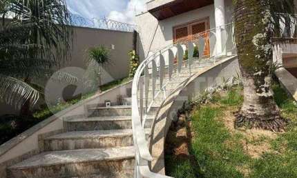 Casa à venda, 4 quartos, 4 suítes, 4 vagas, TABAJARAS - UBERLANDIA/MG