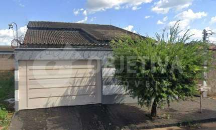 Casa à venda, 4 quartos, 1 suíte, 4 vagas, JARDIM EUROPA - UBERLANDIA/MG