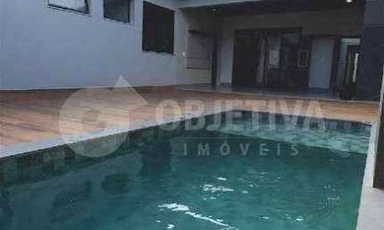 Casa à venda, 3 quartos, 3 suítes, 4 vagas, PRAÇA ALTO UMUARAMA - UBERLANDIA/MG