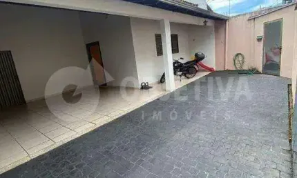 Casa à venda, 3 quartos, 1 suíte, 2 vagas, tibery - uberlandia/mg