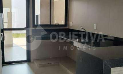 Casa à venda, 3 quartos, 1 suíte, 2 vagas, VIDA NOVA - UBERLANDIA/MG