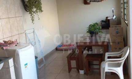 Casa à venda, 3 quartos, 1 suíte, 2 vagas, ALTO UMUARAMA - UBERLANDIA/MG
