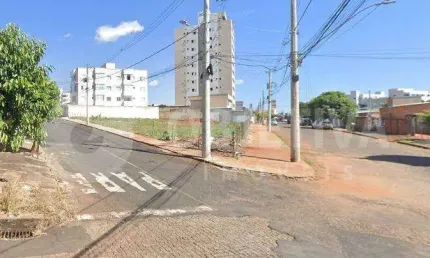 Terreno à venda no Tubalina, Uberlândia 