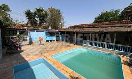 Casa à venda, 3 quartos, 1 suíte, 4 vagas, UMUARAMA - UBERLANDIA/MG