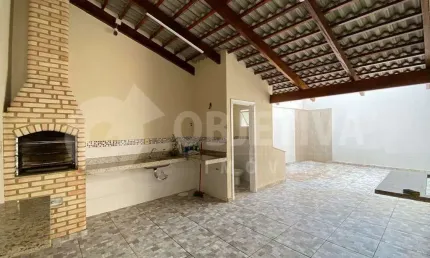 Casa à venda, 3 quartos, 1 suíte, 3 vagas, carajas - uberlandia/mg