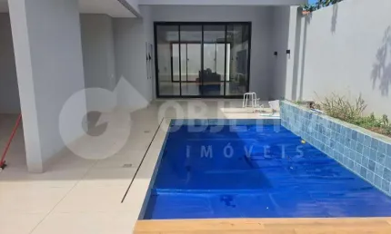 Casa à venda, 3 quartos, 1 suíte, 2 vagas, SANTA MONICA - UBERLANDIA/MG