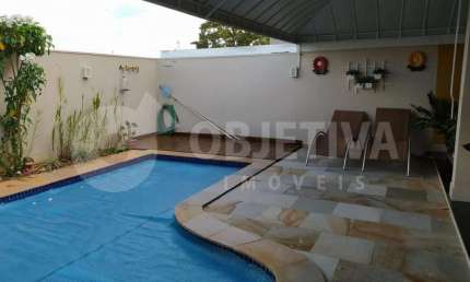 Casa em Condomínio à venda, 4 quartos, 2 suítes, 4 vagas, Paradiso Ecologico - UBERLANDIA/MG