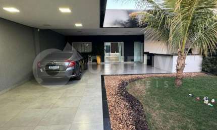 Casa à venda, 3 quartos, 1 suíte, 2 vagas, GRANADA - UBERLANDIA/MG