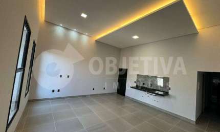 Casa à venda, 3 quartos, 1 suíte, 2 vagas, VERDE VIDA - UBERLANDIA/MG