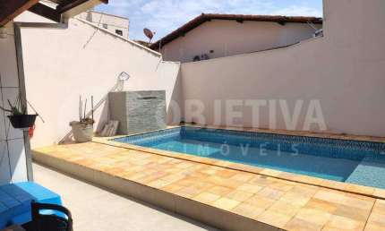 Casa à venda, 3 quartos, 1 suíte, 3 vagas, SANTA MONICA - UBERLANDIA/MG