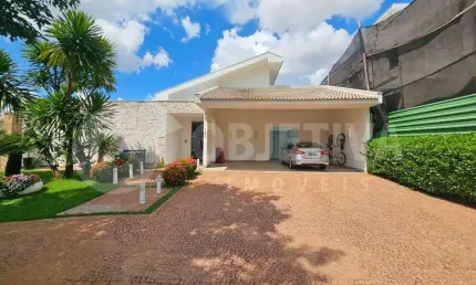 Casa em Condomínio à venda, 4 quartos, 4 suítes, 6 vagas, Villa dos Ipês - UBERLANDIA/MG