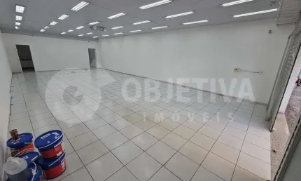 Excelente loja comercial no Hiper centro de Uberlândia disponível para aluguel