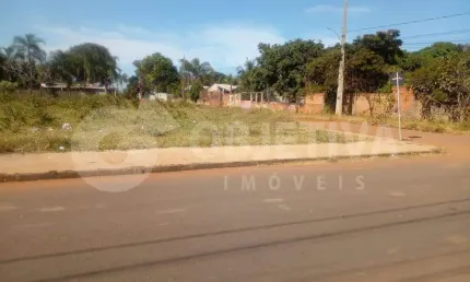 Terreno à venda no Morada Nova, Uberlândia 