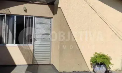 Casa à venda, 2 quartos, 2 vagas, LOTEAMENTO MONTE HEBRON - UBERLANDIA/MG