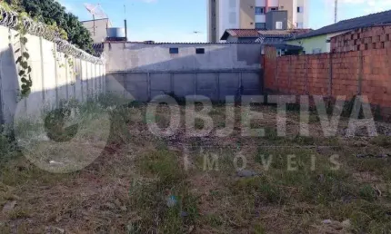 Terreno à venda no Pampulha, Uberlândia 