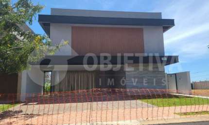 Casa em Condomínio à venda, 4 quartos, 4 suítes, 5 vagas, Terras Altas - UBERLANDIA/MG
