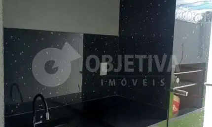 Casa à venda, 2 quartos, 1 suíte, 2 vagas, JARDIM HOLANDA - UBERLANDIA/MG