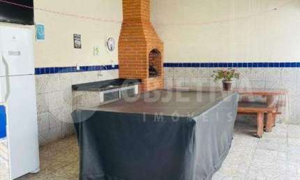 Casa à venda, 2 quartos, 1 suíte, 2 vagas, RESIDENCIAL VIVIANE - UBERLANDIA/MG