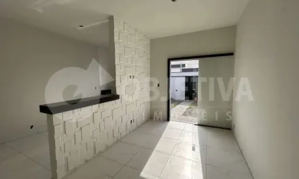 Casa à venda, 2 quartos, 1 suíte, 2 vagas, LARANJEIRAS - UBERLANDIA/MG