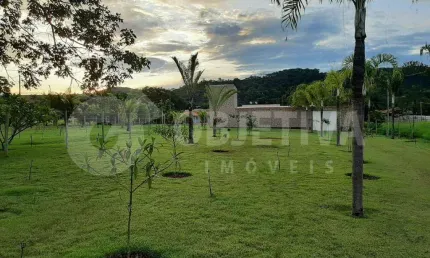 Chácara em Condomínio à venda, 4 quartos, 1 suíte, 30 vagas, ZONA RURAL - UBERLANDIA/MG