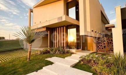 Casa em Condomínio à venda, 4 quartos, 4 suítes, 4 vagas, Terras Altas - UBERLANDIA/MG