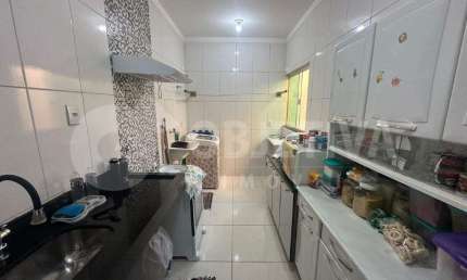 Apartamento à venda, 2 quartos, 1 vaga, JARDIM IPANEMA - UBERLANDIA/MG