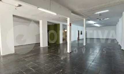 Ponto comercial para alugar no Martins, Uberlândia 