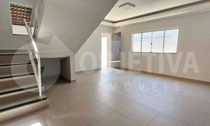 Casa com 3 quartos à venda no Alto Umuarama, Uberlândia 