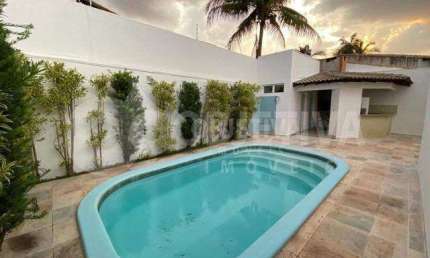 Casa para aluguel, 3 quartos, 1 suíte, 5 vagas, JARDIM KARAIBA - UBERLANDIA/MG