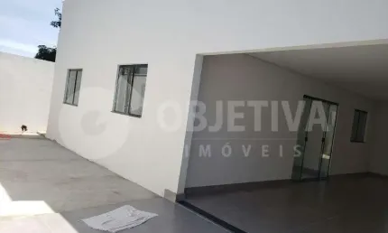 Casa à venda, 3 quartos, 1 suíte, 2 vagas, SAO JORGE - UBERLANDIA/MG